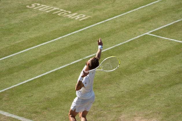 Corentin Moutet Aufschlag, Aktion, Alexander Zverev vs. Corentin Moutet, Tennis, ATP, Tennis Herren Turnier, Boss-Open, Center-Court, Achtelfinale, 12.06.2025, Alexander Zverev vs. Corentin Moutet, Tennis, ATP-Turnier, Boss-Open, Center-Court, Achtelfinale, 12.06.2025, Stuttgart Copyright: xEibner-Pressefoto EdwardxCheungx EP_ECG