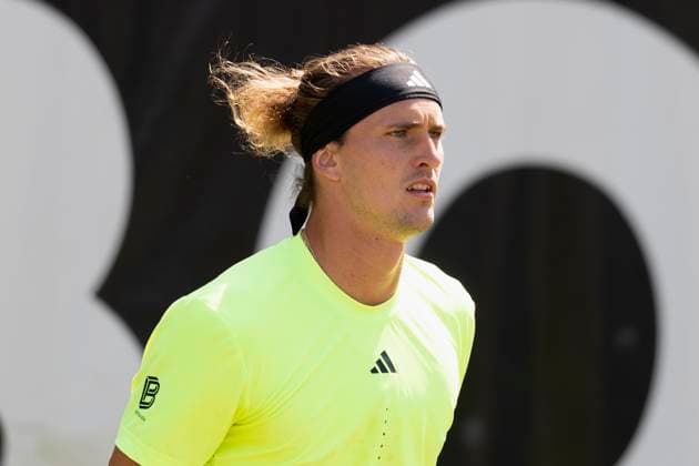 Alexander Zverev (Germany) bei seinem Match gegen Corentin Moutet (France). 12.06.2025, Tennis, Boss Open ATP, Tennis Herren 250, GER, Stuttgart, TC Weissenhof. Copyright: HMBxMedia xHeikoxBecker