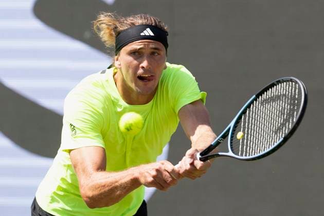 Alexander Zverev (Germany) bei seinem Match gegen Corentin Moutet (France). 12.06.2025, Tennis, Boss Open ATP, Tennis Herren 250, GER, Stuttgart, TC Weissenhof. Copyright: HMBxMedia xHeikoxBecker