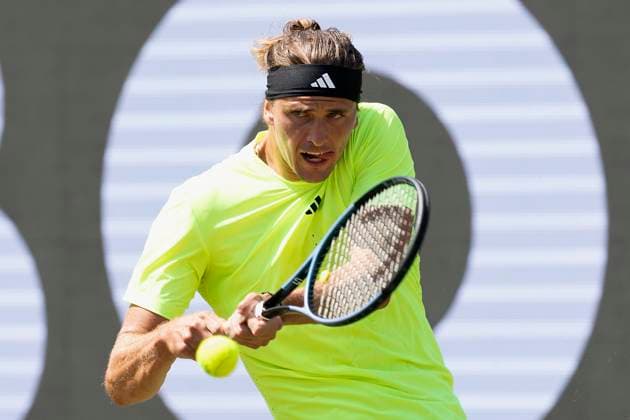 Alexander Zverev (Germany) bei seinem Match gegen Corentin Moutet (France). 12.06.2025, Tennis, Boss Open ATP, Tennis Herren 250, GER, Stuttgart, TC Weissenhof. Copyright: HMBxMedia xHeikoxBecker