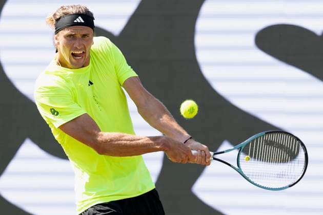 Alexander Zverev (Germany) bei seinem Match gegen Corentin Moutet (France). 12.06.2025, Tennis, Boss Open ATP, Tennis Herren 250, GER, Stuttgart, TC Weissenhof. Copyright: HMBxMedia xHeikoxBecker