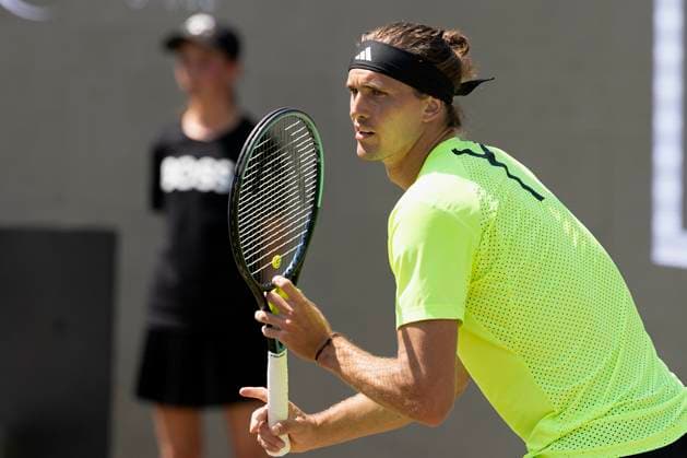 Alexander Zverev (Germany) bei seinem Match gegen Corentin Moutet (France). 12.06.2025, Tennis, Boss Open ATP, Tennis Herren 250, GER, Stuttgart, TC Weissenhof. Copyright: HMBxMedia xHeikoxBecker