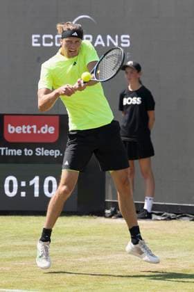 Alexander Zverev (Germany) bei seinem Match gegen Corentin Moutet (France). 12.06.2025, Tennis, Boss Open ATP, Tennis Herren 250, GER, Stuttgart, TC Weissenhof. Copyright: HMBxMedia xHeikoxBecker