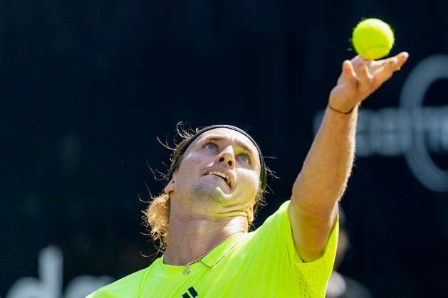 Alexander Zverev (Germany) bei seinem Match gegen Corentin Moutet (France). 12.06.2025, Tennis, Boss Open ATP, Tennis Herren 250, GER, Stuttgart, TC Weissenhof. Copyright: HMBxMedia xHeikoxBecker
