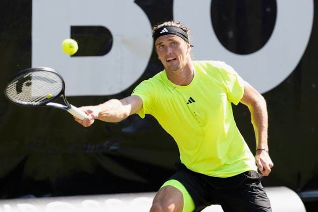 Alexander Zverev (Germany) bei seinem Match gegen Corentin Moutet (France). 12.06.2025, Tennis, Boss Open ATP, Tennis Herren 250, GER, Stuttgart, TC Weissenhof. Copyright: HMBxMedia xHeikoxBecker