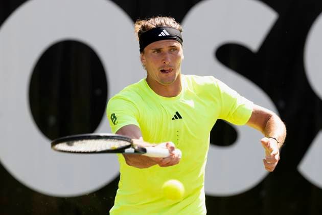 Alexander Zverev (Germany) bei seinem Match gegen Corentin Moutet (France). 12.06.2025, Tennis, Boss Open ATP, Tennis Herren 250, GER, Stuttgart, TC Weissenhof. Copyright: HMBxMedia xHeikoxBecker