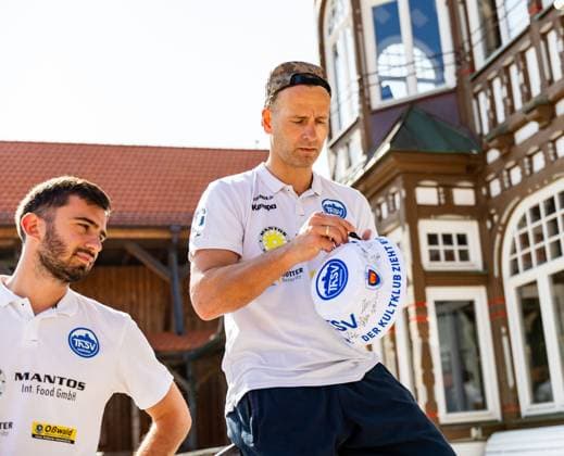 12.06.2025, GER, Handball, Maenner, Saison 24 25, 1.Daikin Handball Bundesliga, ThSV Eisenach besucht das Gradierwerk Silvio Heinevetter (ThSV Eisenach,12) 36433 Bad Salzungen Gradierwerk Thueringen Deutschland