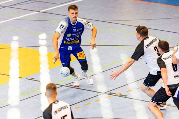 12.06.2025, GER, Handball, Maenner, Eintagsprofi - Kultklub (ThSV Eisenach) im Rahmen der Festwochen zum 1250 jährigen der Salzstadt Simone Mengon (ThSV Eisenach,15) 36433 Bad Salzungen Werner-Seelenbinder-Halle Thueringen Deutschland