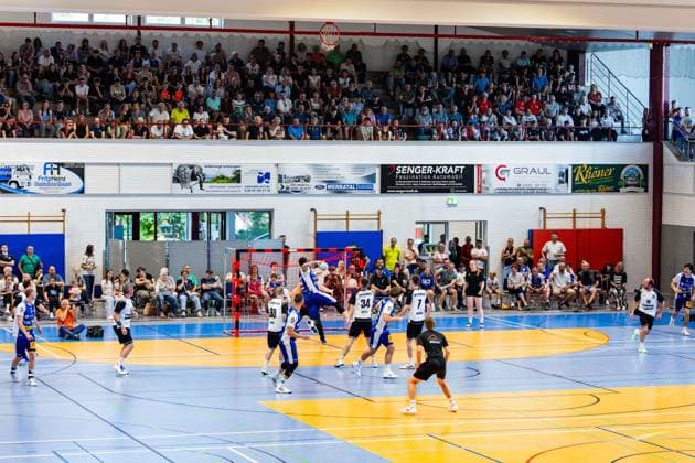 12.06.2025, GER, Handball, Maenner, Eintagsprofi - Kultklub (ThSV Eisenach) im Rahmen der Festwochen zum 1250 jährigen der Salzstadt Justin Kurch (ThSV Eisenach,52) 36433 Bad Salzungen Werner-Seelenbinder-Halle Thueringen Deutschland