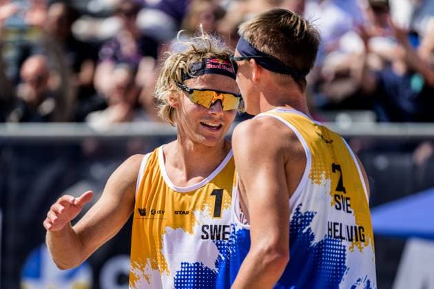 250613 David Ahman and Jonatan Hellvig of Sweden in men s Beach Pro Tour Beach volleyball, Beachvolleyball group stage match on June 13, 2025 in Malmö. Photo: Mathilda Schuler BILDBYRAN kod MA MA0822 beachvolleyboll beach volleyball sandvolleyball beach volleyboll beach pro tour malmö bbeng Copyright: MATHILDAxSCHULER BB250613MA020