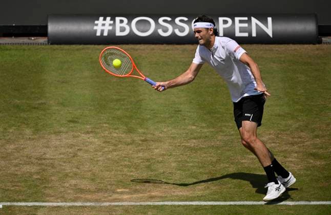 Taylor Fritz (USA) Aktion Tennis Herren BOSS Open ATP, Tennis Herren 250 Stuttgart 2025 Weissenhof BOSS Open ATP 250 Stuttgart 2025