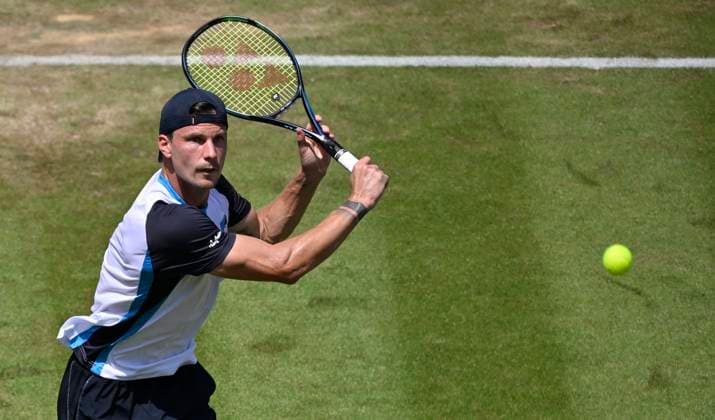 Marton Fucsovics (HUN) Aktion Tennis Herren BOSS Open ATP, Tennis Herren 250 Stuttgart 2025 Weissenhof BOSS Open ATP 250 Stuttgart 2025