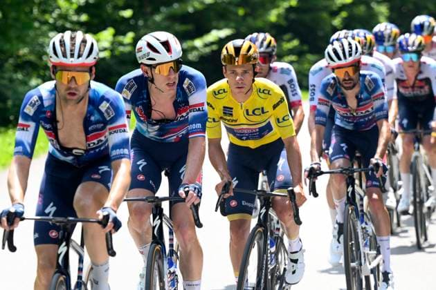 Criterium du Dauphine 2025 Stage 6 COMBLOUX, FRANCE - JUNE 13 : Evenepoel Remco (BEL) of Soudal - Quick Step during stage 6 of the 77th edition of Criterium du Dauphine Libere an UCI World Tour 2.UWT cycling road race stage for Men Elite of 126.7 km with start in Valserhone and finish in Combloux on June 13, 2025 in Combloux, France, 13 06 2025 ( Motordriver Kenny Verfaillie - Combloux France  Copyright: xVincentxKalutx