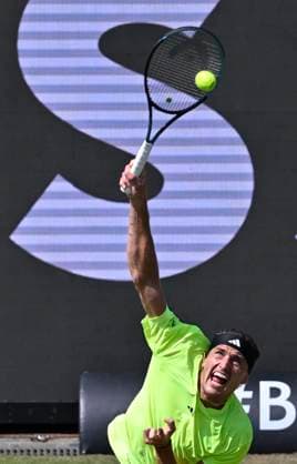 Alexander Zverev (GER) Aktion Aufschlag Tennis Herren BOSS Open ATP, Tennis Herren 250 Stuttgart 2025 Weissenhof BOSS Open ATP 250 Stuttgart 2025