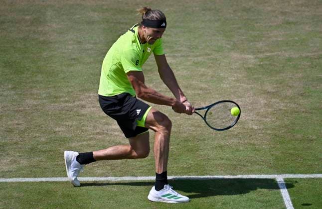 Alexander Zverev (GER) Aktion Tennis Herren BOSS Open ATP, Tennis Herren 250 Stuttgart 2025 Weissenhof BOSS Open ATP 250 Stuttgart 2025