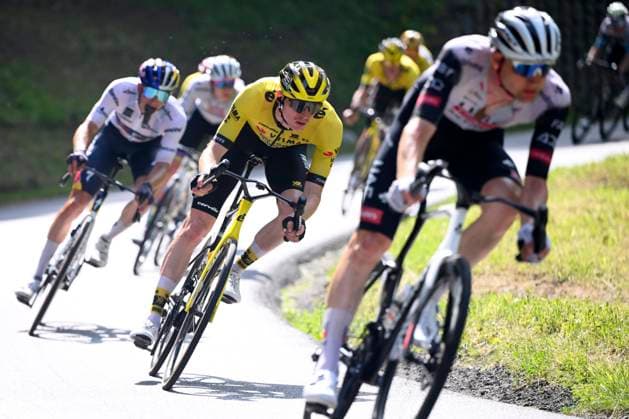 Criterium du Dauphine 2025 Stage 6 COMBLOUX, FRANCE - JUNE 13 : Jorgenson Matteo (USA) of Team Visma - Lease a Bike during stage 6 of the 77th edition of Criterium du Dauphine Libere an UCI World Tour 2.UWT cycling road race stage for Men Elite of 126.7 km with start in Valserhone and finish in Combloux on June 13, 2025 in Combloux, France, 13 06 2025 ( Motordriver Kenny Verfaillie - Combloux France  Copyright: xVincentxKalutx