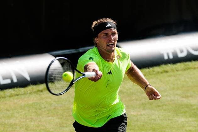 BOSS OPEN ATP250; 13.06.2025 Alexander Zverev (GER) im Match gegen Brandon Nakashima (USA) BOSS OPEN ATP250; Stuttgart, Tennisclub Weissenhof am 13.06.2025 Copyright: xBEAUTIFULxSPORTS Wunderlx