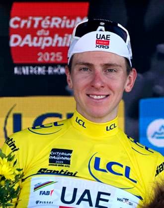 Criterium du Dauphine 2025 Stage 6 COMBLOUX, FRANCE - JUNE 13 : Pogacar Tadej (SLO) of UAE Team Emirates - XRG pictured with the yellow jersey during the podium ceremony of stage 6 of the 77th edition of Criterium du Dauphine Libere an UCI World Tour 2.UWT cycling road race stage for Men Elite of 126.7 km with start in Valserhone and finish in Combloux on June 13, 2025 in Combloux, France, 13 06 2025 ( Motordriver Kenny Verfaillie - Combloux France  Copyright: xVincentxKalutx