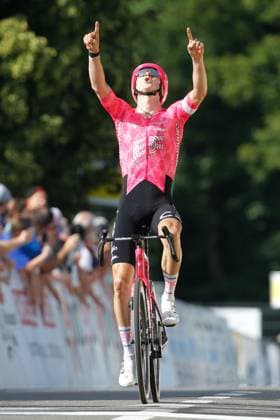 GP Gippingen Sieger Neilson Powless USA 13.06.2025 Gippingen, SCHWEIZ, Radsporttage Gippingen Grosser Preis des Kanton Aargau Sieger Neilson Powless USA Team Education Easypost