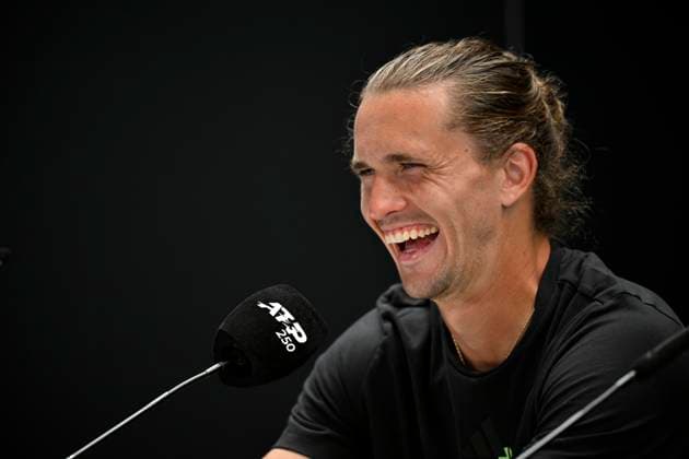 PK Pressekonferenz Alexander Zverev (GER) Portrait lacht herzhaft Tennis Herren BOSS Open ATP, Tennis Herren 250 Stuttgart 2025 Weissenhof BOSS Open ATP 250 Stuttgart 2025