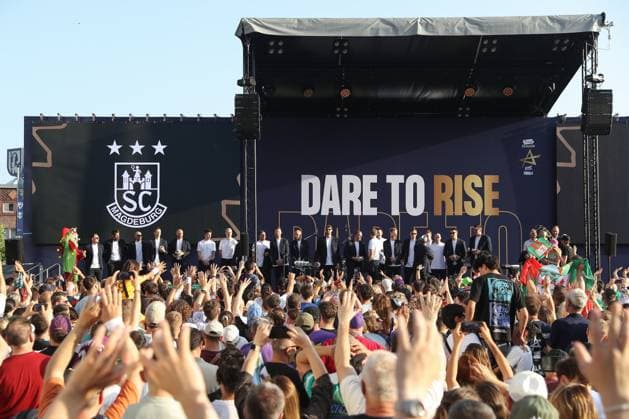 13.06.2025, xtgx, Handball, EHF Champions League Final 4, Opening Party v.l. Mannschaft des SC Magdeburg Koeln