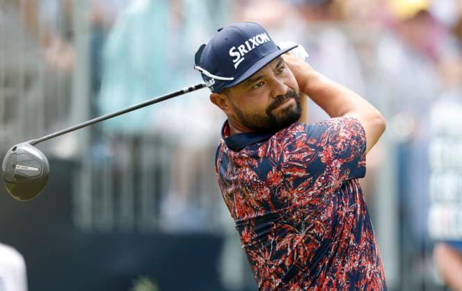 J.J. Spaun tees off on the 2nd hole during the second round of the 125th U.S. Open Golf Championship at Oakmont Country Club in Oakmont, Pennsylvania on Friday, June 13, 2025.  PIT20250613634 JOHNxANGELILLO