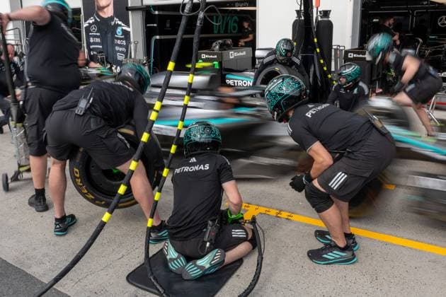Mercedes-AMG Petronas F1 Team Boxenstopp Training, CAN, Formel 1 Weltmeisterschaft, Pirelli Grand Prix von Kanada, Circuit Gilles Villeneuve, Media Day, Saison 2025, 12.06.2025 CAN, Formel 1 Weltmeisterschaft, Grand Prix von Kanada, Circuit Gilles Villeneuve, Media Day, Saison 2025, 12.06.2025 Montreal Copyright: xEibner-Pressefoto MarcelxFischerx EP_MFI