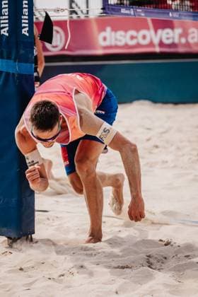 Beachvolleyball Männer Allianz German Beach Tour 2025 Tourstop Bremen 13.06.2025 David Poniewaz jubelt Bremen Waterfront Bremen Deutschland