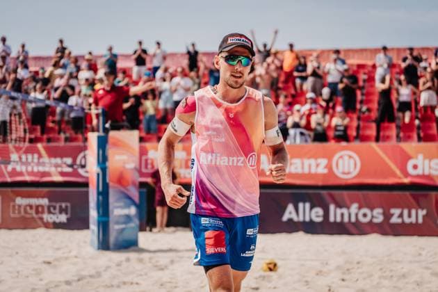 Beachvolleyball Männer Allianz German Beach Tour 2025 Tourstop Bremen 13.06.2025 Bennet Poniewaz Bremen Waterfront Bremen Deutschland