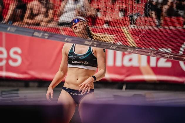 Beachvolleyball Frauen Allianz German Beach Tour 2025 Tourstop Bremen 13.06.2025 Anna Behlen ärgert sich Bremen Waterfront Bremen Deutschland