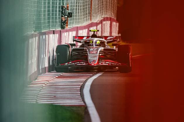 Sport Bilder des Tages F1 - CANADIAN GRAND PRIX 2025 87 BEARMAN Ollie Oliver (gbr), Haas F1 Team VF-25 Ferrari, action during the Formula 1 Pirelli Grand Prix du Canada 2025, 10th round of the 2025 FIA Formula One World Championship, WM, Weltmeisterschaft from June 14 to 16, 2025 on the Circuit Gilles Villeneuve, in MontrÃ al, Canada - MontrÃ alCanada  Copyright: xFLORENTxGOODENx