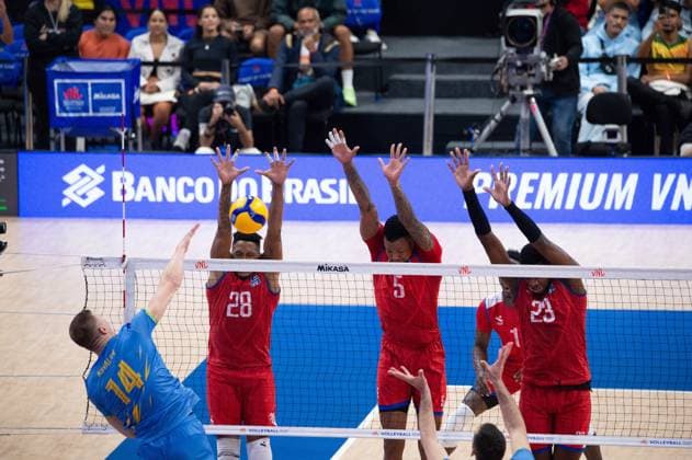 Ukraine vs Cuba RIO DE JANEIRO, RJ - 13.06.2025: UKRAINE VS CUBA - Kovalov (UKR), Thondike (CUB), Concepcion (CUB), Yant (CUB), during a match valid for the Volleyball Nations League (VNL), held on June 13, 2025, at the Maracanazinho gym, in Rio de Janeiro, RJ, Brazil. (Photo: Renato Assis Fotoarena) x2753697x RenatoxAssis