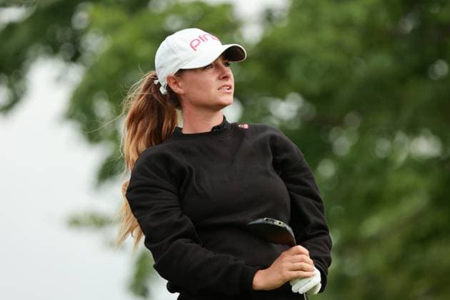 Meijer LPGA, Golf Damen Classic BELMONT, MICHIGAN-JUNE 13: Caley McGinty of England plays her tee shot on the second hole during the second round of the Meijer LPGA Classic for Simply Give golf tournament at Blythefield Country Club in Belmont, MI, USA Friday, June 13, 2025. Belmont Michigan United States  Copyright: xJorgexLemusx originalFilename:lemus-meijerlp250613_npDf3.jpg