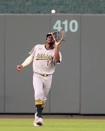 June 13, 2025: Athletics outfielder Denzel Clarke (1) makes a catch for an out against the Royals at Kauffman Stadium Kansas City, Missouri. CSM. Kansas City United States - ZUMAc04_ 20250613_zma_c04_024 Copyright: xJonxRobichaudx