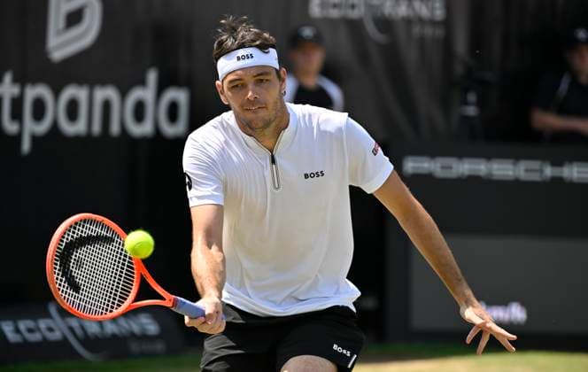 Taylor Fritz (USA) Aktion Tennis Herren BOSS Open ATP, Tennis Herren 250 Stuttgart 2025 Weissenhof BOSS Open ATP 250 Stuttgart 2025