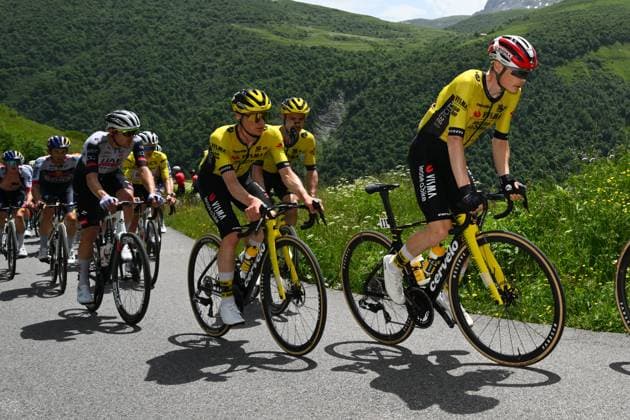 Criterium du Dauphine 2025 Stage 7 VALMEINIER 1800, FRANCE - JUNE 14 : Vingegaard Jonas (DEN) of Team Visma Lease a Bike during stage 7 of the 77th edition of Criterium du Dauphine Libere an UCI World Tour 2.UWT cycling road race stage for Men Elite of 131.6 km with start in Grand-Aigueblanche and finish in Valmeinier 1800 on June 14, 2025 in Valmeinier 1800, France, 14 06 2025 ( Motordriver Kenny Verfaillie - Valmeinier 1800 France  Copyright: xVincentxKalutx