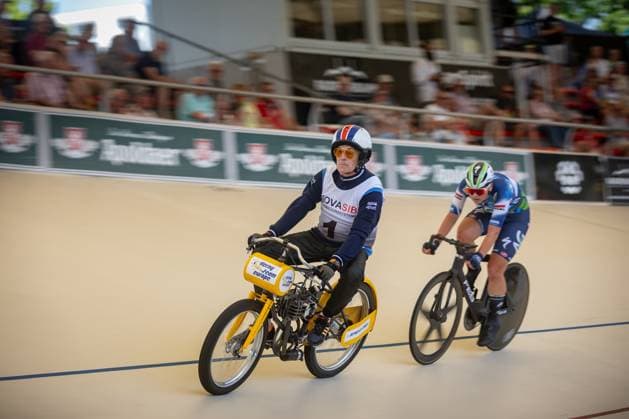 Erfurt , 140625 , Deutsche Meisterschaft Steher & Derny (Finale) im Bild: Derny Frauen Messane Bräutigam mit Schrittmacher Peter Bäuerlein