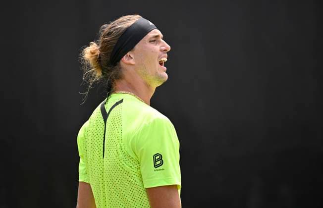 Alexander Zverev (GER) Enttaeuschung enttaeuscht nach vergebener Chance Gestik Geste Tennis Herren BOSS Open ATP, Tennis Herren 250 Stuttgart 2025 Weissenhof BOSS Open ATP 250 Stuttgart 2025