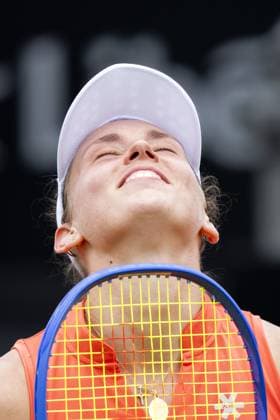 DEN BOSCH - Elise Mertens (BEL) after her won match against Ekaterina Alexandrova (RUS) during the semifinals of the Libema Open. The tennis tournament takes place at the Autotron in Rosmalen. ANP SANDER KONING xVIxANPxSportx xxANPxIVx 529883234 originalFilename: 529883234.jpg