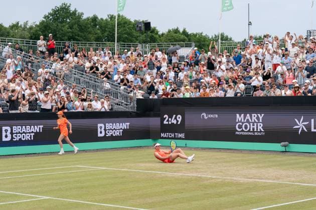 2025-06-14 2025 Libema Open Grass Court Championships Autotron ROSMALEN, NETHERLANDS - JUNE 14: Elise Mertens of Belgium during the 2025 Libema Open Grass Court Championships at Autotron on June 14, 2025 in Rosmalen, Netherlands. Rosmalen Autotron Netherlands Content not available for redistribution in The Netherlands directly or indirectly through any third parties. Copyright: xMarleenxFouchierx