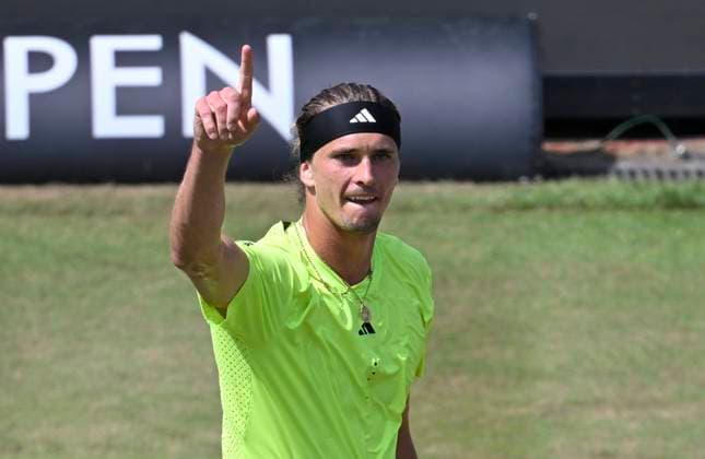Alexander Zverev (GER) Jubel, Freude, Emotion, emotional, jubelt, Glueck, gluecklich, Gestik Geste Tennis Herren BOSS Open ATP, Tennis Herren 250 Stuttgart 2025 Weissenhof BOSS Open ATP 250 Stuttgart 2025