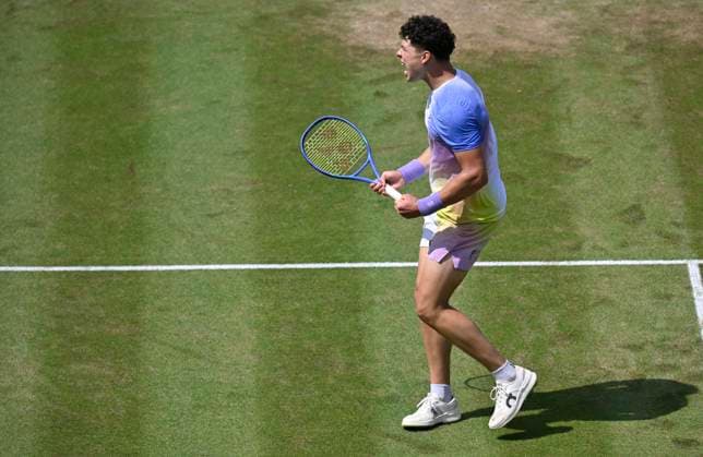 Ben Shelton (USA) Jubel, Freude, Emotion, emotional, jubelt, Glueck, gluecklich, Gestik Geste Tennis Herren BOSS Open ATP, Tennis Herren 250 Stuttgart 2025 Weissenhof BOSS Open ATP 250 Stuttgart 2025
