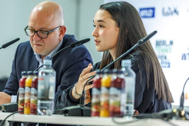 Berlin, 14.06.25, Tennis: ecotrans Ladies Open Berlin im Steffi-Graf-Stadion. Auftakt-PK zur Auslosung Hauptfeld, BERLIN TENNIS OPEN by HYLO. Eva Lys spricht zu den Pressevertretern. Berlin Tennis Open by HYLO 2025