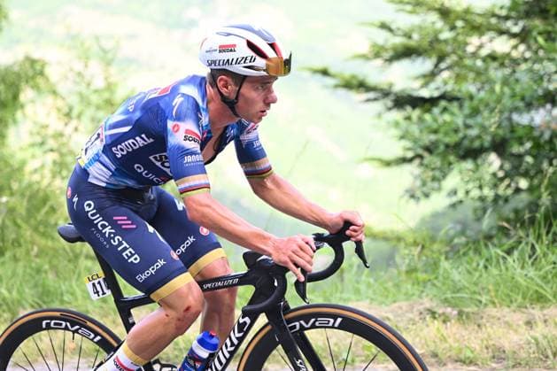 Criterium du Dauphine 2025 Stage 7 VALMEINIER 1800, FRANCE - JUNE 14 : Evenepoel Remco (BEL) of Soudal - Quick Step during stage 7 of the 77th edition of Criterium du Dauphine Libere an UCI World Tour 2.UWT cycling road race stage for Men Elite of 131.6 km with start in Grand-Aigueblanche and finish in Valmeinier 1800 on June 14, 2025 in Valmeinier 1800, France, 14 06 2025 ( Motordriver Kenny Verfaillie - Valmeinier 1800 France  Copyright: xVincentxKalutx