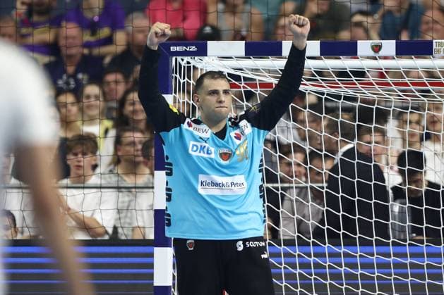 14.06.2025, xtgx, Handball, EHF Champions League Halbfinale 1, Füchse Berlin - HBC Nantes v.l. Dejan Milosavljev (Berlin, 96) Jubelt ueber gehaltenen Ball, abgewehrt, gehalten, Torhueter Koeln