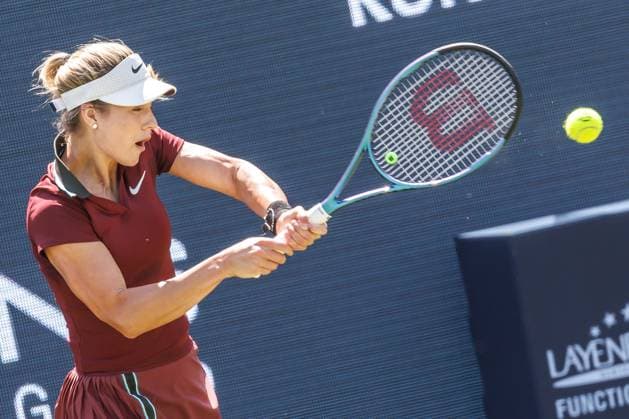 Berlin, 14.06.25, Tennis: ecotrans Ladies Open Berlin im Steffi-Graf-Stadion. Damen, Einzel, Kalinskaya (Russland) - Seidel (Deutschland). Anna Kalinskaya (Russland) retourniert einen Ball. Berlin Tennis Open by HYLO 2025