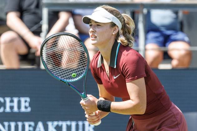 Berlin, 14.06.25, Tennis: ecotrans Ladies Open Berlin im Steffi-Graf-Stadion. Damen, Einzel, Kalinskaya (Russland) - Seidel (Deutschland). Anna Kalinskaya (Russland) konzentriert sich auf den Return. Berlin Tennis Open by HYLO 2025