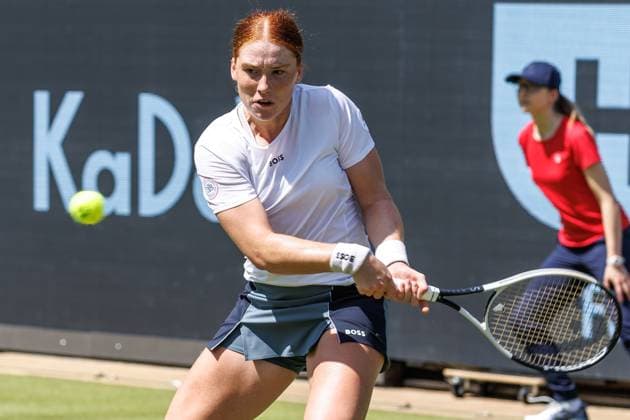 Berlin, 14.06.25, Tennis: ecotrans Ladies Open Berlin im Steffi-Graf-Stadion. Damen, Einzel, Kalinskaya (Russland) - Seidel (Deutschland). Ella Seidel (Deutschland)retourniert einen Ball. Berlin Tennis Open by HYLO 2025