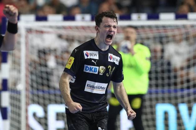 14.06.2025, xtgx, Handball, EHF Champions League Halbfinale 1, Füchse Berlin - HBC Nantes v.l. Hakun West av Teigum (Berlin, 34) Jubel, Torjubel, jubelt ueber das Tor, celebrate the goal, celebration Koeln