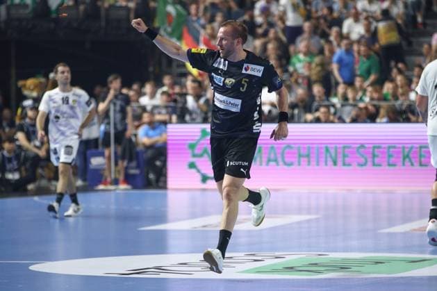 14.06.2025, xgox, Handball - EHF Champions League - Halbfinale 1 Fuechse Berlin - HBC Nantes emspor, v.l. Max Darj (Berlin, 5) Jubel, Torjubel, jubelt ueber das Tor, celebrate the goal, celebration Koeln
